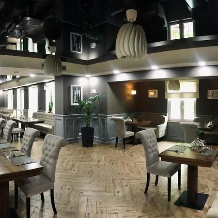 גליביצ'ה Szafirowy Dwor Hotel & Restauracja מראה חיצוני תמונה
