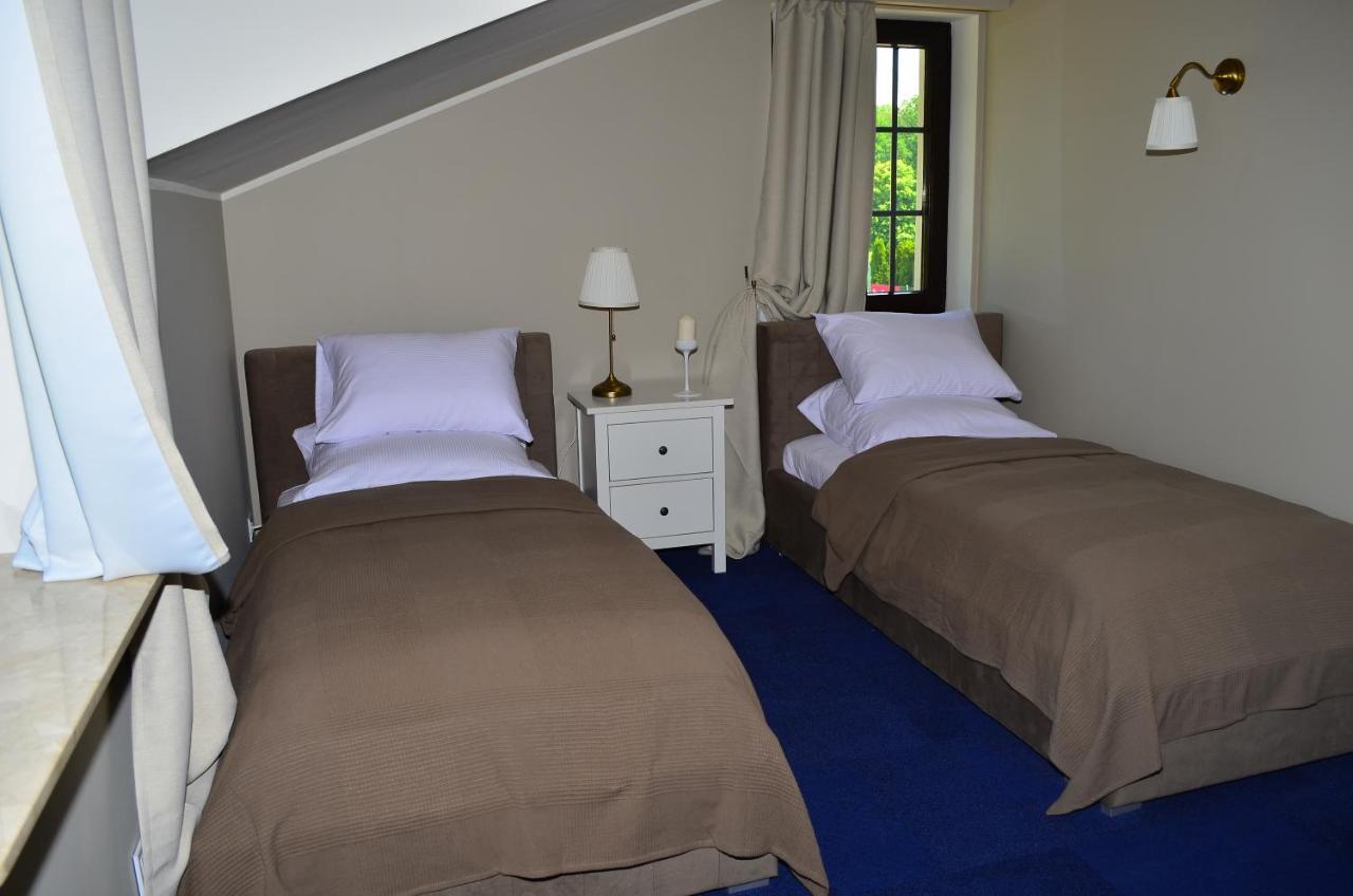 גליביצ'ה Szafirowy Dwor Hotel & Restauracja מראה חיצוני תמונה