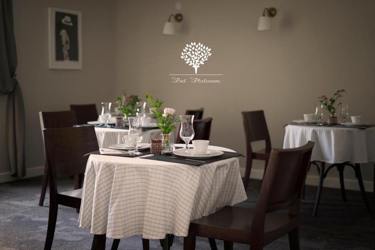 גליביצ'ה Szafirowy Dwor Hotel & Restauracja מראה חיצוני תמונה